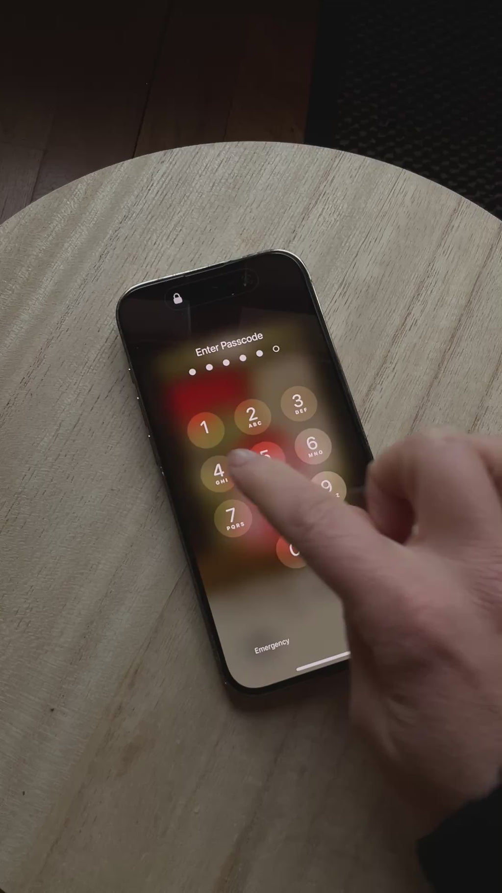 Gudrun Mobile Wallpaper