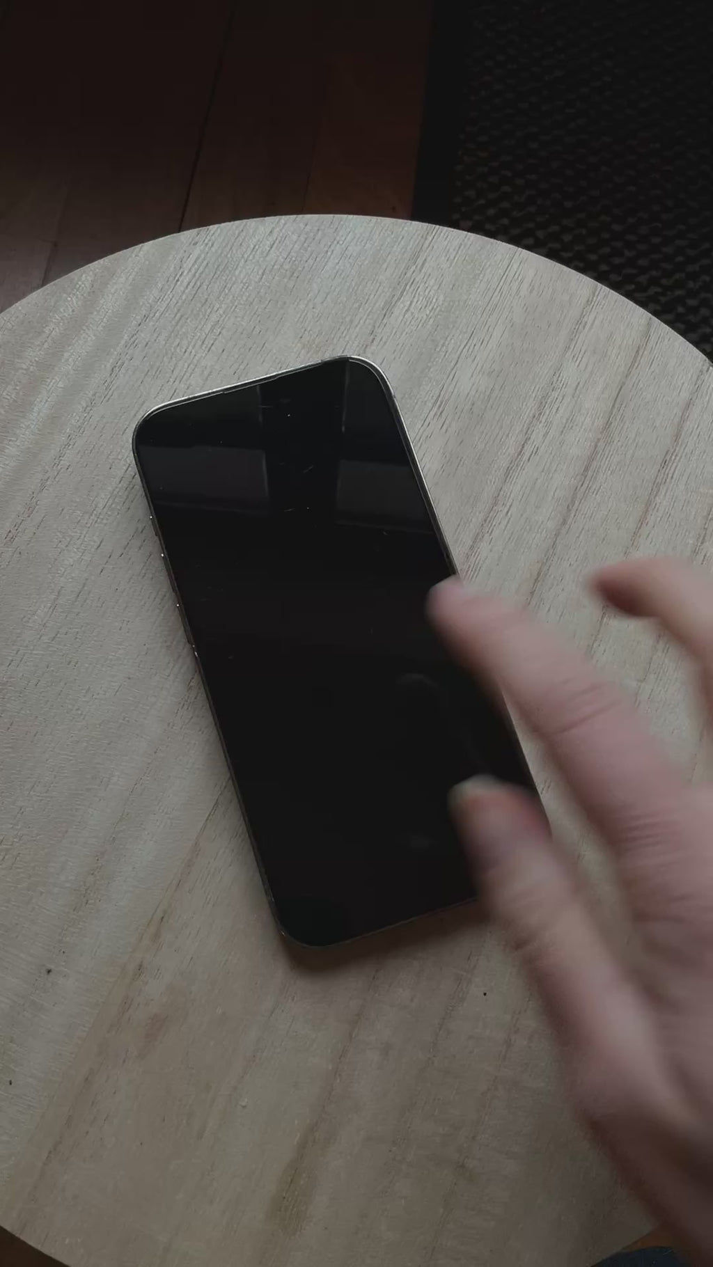 Gudrun Mobile Wallpaper